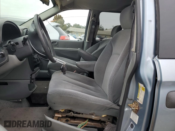 2006 Dodge Grand Caravan SE with VIN 1D4GP24RX6B579139, listed as a Copart auction lot 45030855 with 106,856 mi miles and Salvage Title. Bid and sale history available at DreamBid. Image 7.