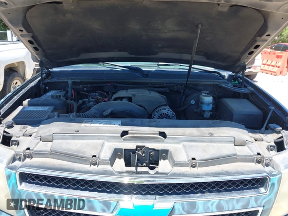 2007 Chevrolet Tahoe LS with VIN 1GNFC13J37R359934, listed as a IAAI auction lot 42306853 with 251,389 mi miles and . Bid and sale history available at DreamBid. Image 10.