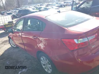 2014 Kia Rio EX z VIN KNADN4A35E6355797, wystawiony jako IAAI lot #41639623 z przebiegiem 152 057 mil mil oraz . Historia ofert i sprzedaży dostępna na DreamBid. Obrazek 14.