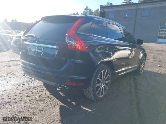 2016 Volvo XC60 T5 Drive-E Premier with VIN YV440MDK3G2915618, listed as a IAAI auction lot 41112381 with 75,720 mi miles. Bid and sale history available at carsss.com. Image 4.