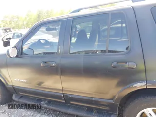 2002 Ford Explorer XLT with VIN 1FMZU63E72UA31050, listed as a IAAI auction lot 42037191 with 261,973 mi miles and . Bid and sale history available at DreamBid. Image 14.