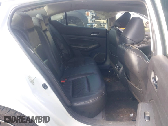 2019 Nissan Altima 2.5 Platinum with VIN 1N4BL4FV9KC116654, listed as a IAAI auction lot 41505682 with 154,065 mi miles. Bid and sale history available at carsss.com. Image 8.