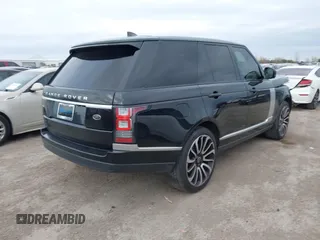 2017 Land Rover Range Rover z VIN SALGS2FE7HA327811, wystawiony jako IAAI lot #41232873 z przebiegiem 55 304 mil mil oraz . Historia ofert i sprzedaży dostępna na DreamBid. Obrazek 4.