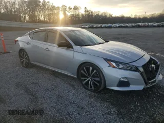 2022 Nissan Altima SR with VIN 1N4BL4CVXNN335359, listed as a Copart auction lot 85569084 with 108,461 mi miles and Salvage Title. Bid and sale history available at DreamBid. Image 4.