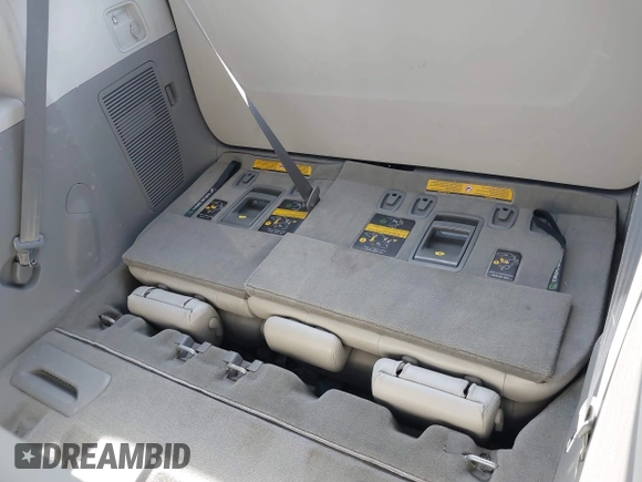 2013 Toyota Sienna XLE AAS with VIN 5TDYK3DC8DS318180, listed as a IAAI auction lot 42374479 with 189,977 mi miles and . Bid and sale history available at DreamBid. Image 17.