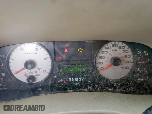 2005 Ford F-250 XL with VIN 1FTSW20PX5ED11526, listed as a Copart auction lot 62649305 with 253,294 mi miles and Salvage title. Bid and sale history available at DreamBid. Image 9.