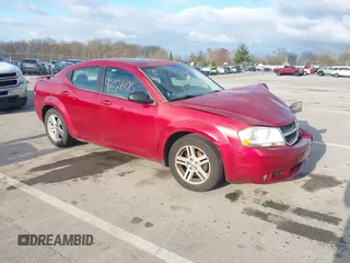 2008 Dodge Avenger SXT z VIN 1B3LC56K58N229882, wystawiony jako IAAI lot #42026985 z przebiegiem 55 211 mil mil oraz . Historia ofert i sprzedaży dostępna na DreamBid. Obrazek 1.