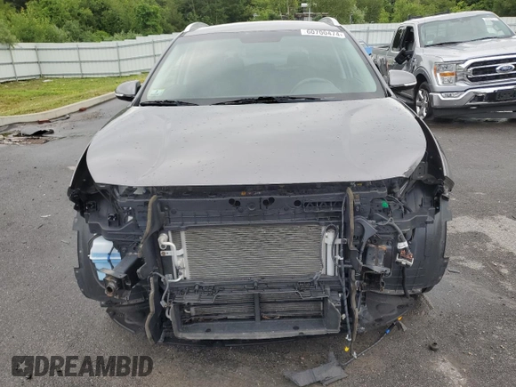 2017 Kia Niro Touring Launch Edition with VIN KNDCC3LC6H5096050, listed as a Copart auction lot 60700474 with 53,129 mi miles and Salvage Title. Bid and sale history available at carsss.com. Image 5.