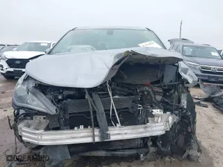2018 Chrysler Pacifica Touring Plus with VIN 2C4RC1FG8JR247315, listed as a IAAI auction lot 41694859 with 1 mi miles. Bid and sale history available at carsss.com. Image 12.