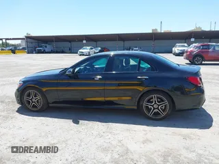 2020 Mercedes-Benz C 300 с VIN WDDWF8DB7LR561868, выставлен на аукционе IAAI как лот 42311129 с пробегом 32 038 миль миль и . История ставок и продаж доступна на DreamBid. Изображение 14.