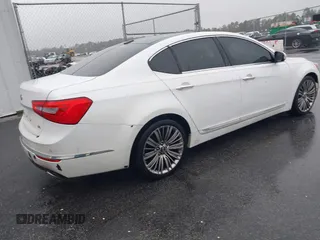 2014 Kia Cadenza Premium with VIN KNALN4D73E5142203, listed as a IAAI auction lot 41556395 with 176,093 mi miles. Bid and sale history available at carsss.com. Image 4.