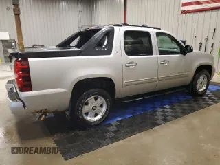 2011 Chevrolet Avalanche LT with VIN 3GNTKFE33BG123410, listed as a Copart auction lot 73465474 with 133,236 mi miles and Clean Title. Bid and sale history available at DreamBid. Image 3.