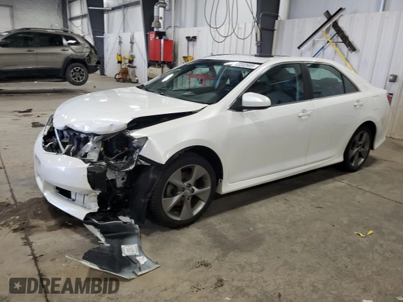 2014 Toyota Camry L with VIN 4T1BF1FK1EU405768, listed as a Copart auction lot 53202685 with 125,759 mi miles and Salvage Title. Bid and sale history available at DreamBid. Image 1.