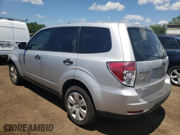 2009 Subaru Forester X with VIN JF2SH61659H783811, listed as a Copart auction lot 61682465 with 154,704 mi miles and Non repairable. Bid and sale history available at DreamBid. Image 2.