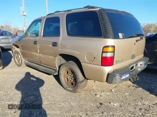 2006 Chevrolet Tahoe LS with VIN 1GNEC13V96J138205, listed as a IAAI auction lot 41746874 with 303,126 mi miles. Bid and sale history available at carsss.com. Image 3.
