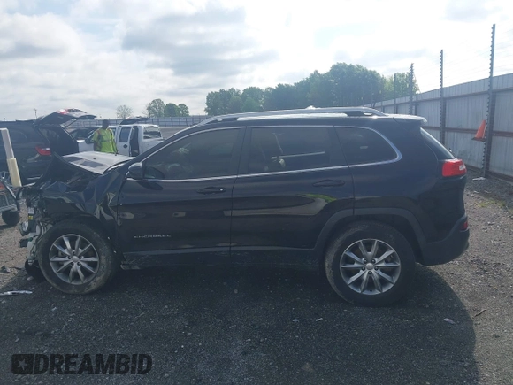 2018 Jeep Cherokee Limited with VIN 1C4PJLDX2JD551965, listed as a IAAI auction lot 42113576 with 161,907 mi miles and . Bid and sale history available at DreamBid. Image 15.