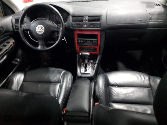 2001 Volkswagen Jetta z VIN 3VWTG29M91M019717, wystawiony jako Copart lot #84151674 z przebiegiem 112 339 mil mil oraz Szkoda całkowita • Salvage title. Historia ofert i sprzedaży dostępna na DreamBid. Obrazek 8.