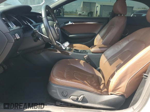 2009 Audi A5 z VIN WAUDK78T39A035073, wystawiony jako Copart lot #59006945 z przebiegiem 143 412 mil mil oraz Tytuł czysty. Historia ofert i sprzedaży dostępna na DreamBid. Obrazek 7.