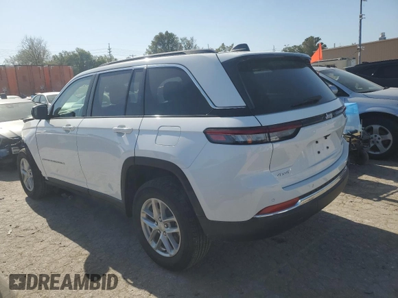 2024 Jeep Grand Cherokee Laredo X with VIN 1C4RJHAG8RC157897, listed as a Copart auction lot 73813014 with 5,013 mi miles and Salvage Title. Bid and sale history available at carsss.com. Image 2.