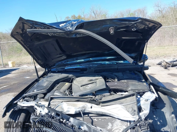 2018 Mercedes-Benz C with VIN 55SWF4JB1JU273692, listed as a IAAI auction lot 41827588 with 23,325 mi miles. Bid and sale history available at carsss.com. Image 10.