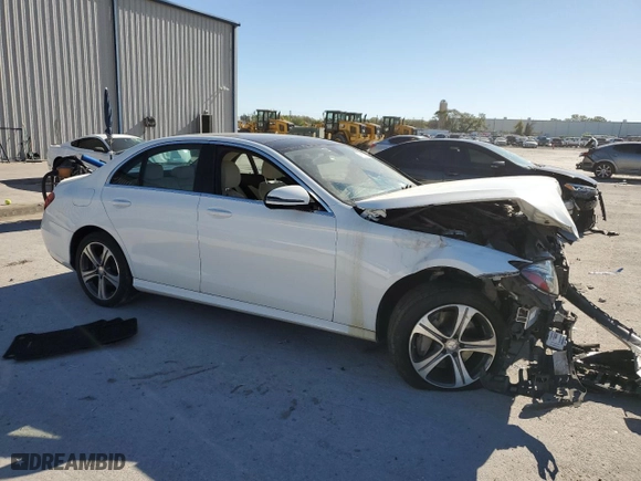 2017 Mercedes-Benz E-Class E 300 Luxury with VIN WDDZF4KBXHA132934, listed as a Copart auction lot 48028535 with NaN miles and Salvage Title. Bid and sale history available at carsss.com. Image 4.
