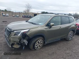 2023 Subaru Forester Premium with VIN JF2SKADC4PH482594, listed as a IAAI auction lot 41918872 with 32,577 mi miles. Bid and sale history available at carsss.com. Image 17.