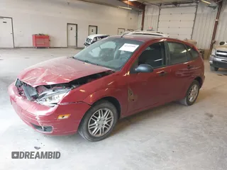 2005 Ford Focus S с VIN 3FAFP37NX5R109507, выставлен на аукционе IAAI как лот 42107599 с пробегом 186 421 миль миль и . История ставок и продаж доступна на DreamBid. Изображение 2.