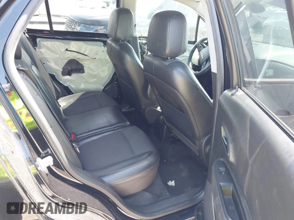 2021 Chevrolet Trax LT with VIN KL7CJLSB5MB310193, listed as a IAAI auction lot 42008721 with 178,445 mi miles. Bid and sale history available at carsss.com. Image 8.
