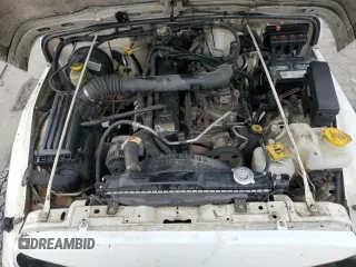 2006 Jeep Wrangler Sport Right Hand Drive with VIN 1J4F449S66P733349, listed as a Copart auction lot 80022794 with 194,692 mi miles and Salvage Title. Bid and sale history available at carsss.com. Image 12.