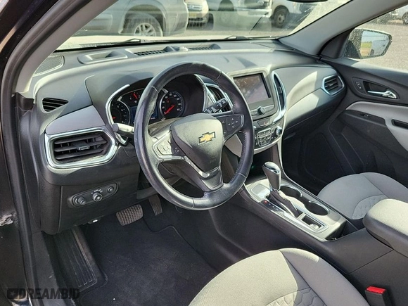 2020 Chevrolet Equinox LT with VIN 2GNAXJEVXL6237169, listed as a IAAI auction lot 42044087 with 90,324 mi miles. Bid and sale history available at carsss.com. Image 1.