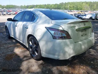 2014 Nissan Maxima 3.5 SV w/Premium Pkg with VIN 1N4AA5AP5EC497245, listed as a IAAI auction lot 42071331 with 127,757 mi miles. Bid and sale history available at carsss.com. Image 3.