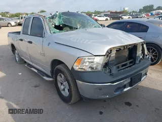 2013 Ram 1500 Tradesman z VIN 1C6RR6FP4DS656188, wystawiony jako IAAI lot #42242642 z przebiegiem 167 243 mil mil oraz . Historia ofert i sprzedaży dostępna na DreamBid. Obrazek 1.
