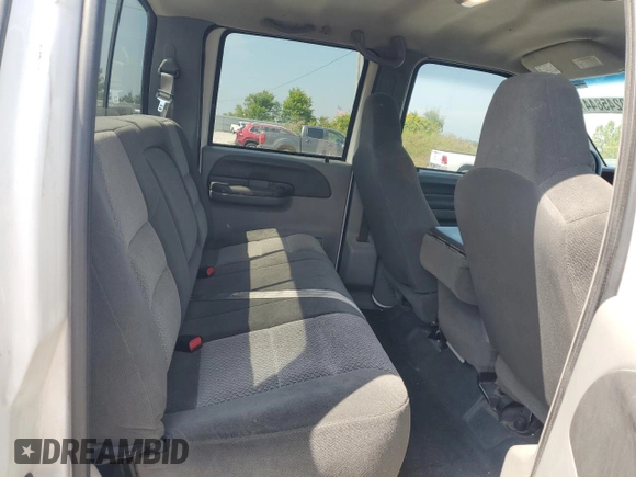2002 Ford Super Duty F-250 XL with VIN 1FTNW21F72ED29593, listed as a Copart auction lot 68245844 with 301,129 mi miles and Salvage Title. Bid and sale history available at carsss.com. Image 11.