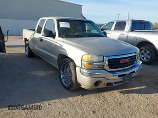 2006 GMC Sierra 1500 SLE1 z VIN 1GTEC19Z76Z174978, wystawiony jako IAAI lot #41822592 z przebiegiem 470 057 mil mil oraz . Historia ofert i sprzedaży dostępna na DreamBid. Obrazek 1.