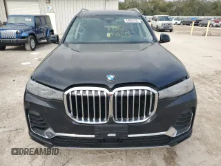 2020 BMW X7 xDrive40i with VIN 5UXCW2C01L9B96566, listed as a Copart auction lot 44604155 with 0 mi miles and Clean Title. Bid and sale history available at carsss.com. Image 5.