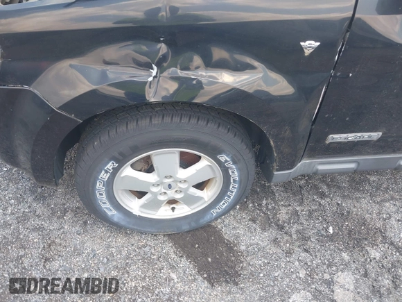 2008 Ford Escape XLT с VIN 1FMCU03158KD14843, выставлен на аукционе IAAI как лот 42365999 с пробегом 89 452 миль миль и . История ставок и продаж доступна на DreamBid. Изображение 6.