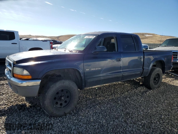 2001 Dodge Dakota Sport with VIN 1B7GG2AN71S105088, listed as a Copart auction lot 42582725 with 0 mi miles and Salvage Title. Bid and sale history available at carsss.com. Image 1.