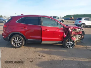 2015 Lincoln MKC with VIN 5LMCJ1A99FUJ09130, listed as a IAAI auction lot 41831811 with 125,804 mi miles. Bid and sale history available at carsss.com. Image 14.