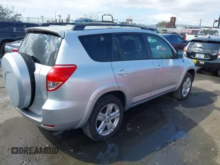 2006 Toyota RAV4 Sport with VIN JTMZK32VX65000076, listed as a IAAI auction lot 41904226 with 216,262 mi miles. Bid and sale history available at carsss.com. Image 4.