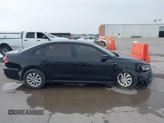 2014 Volkswagen Passat Wolfsburg Edition с VIN 1VWAT7A30EC028218, выставлен на аукционе IAAI как лот 41711943 с пробегом 131 041 миль миль и . История ставок и продаж доступна на DreamBid. Изображение 13.