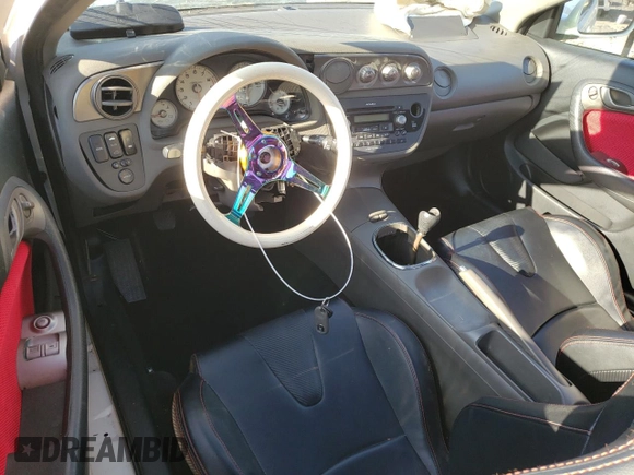2005 Acura RSX Type S z VIN JH4DC53045S004452, wystawiony jako Copart lot #47405315 z przebiegiem Nie podano mil oraz Szkoda całkowita • Salvage title. Historia ofert i sprzedaży dostępna na DreamBid. Obrazek 8.