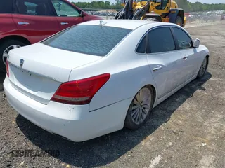 2014 Hyundai Equus Signature z VIN KMHGH4JHXEU087162, wystawiony jako IAAI lot #42318205 z przebiegiem 83 352 mil mil oraz . Historia ofert i sprzedaży dostępna na DreamBid. Obrazek 4.