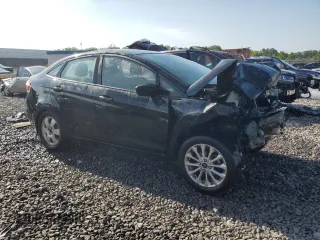 2018 Ford Fiesta S with VIN 3FADP4AJ5JM125950, listed as a Copart auction lot 61753035 with 136,414 mi miles and Salvage title. Bid and sale history available at DreamBid. Image 4.