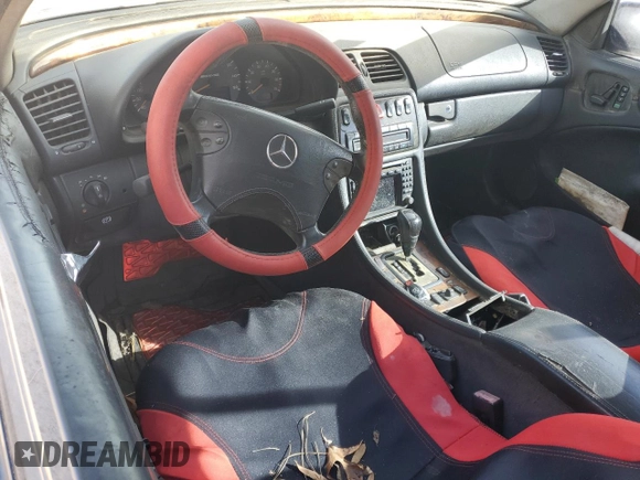 2002 Mercedes-Benz CLK 55 AMG with VIN WDBLK74G52T110954, listed as a Copart auction lot 43180405 with 137,828 mi miles and Clean Title. Bid and sale history available at DreamBid. Image 8.