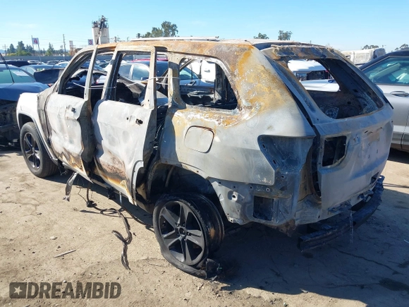 2011 Jeep Grand Cherokee Laredo with VIN 1J4RS4GG2BC618072, listed as a IAAI auction lot 38619850 with Not Provided miles and . Bid and sale history available at DreamBid. Image 3.