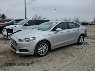 2014 Ford Fusion SE with VIN 1FA6P0H76E5363779, listed as a Copart auction lot 83894744 with 124,099 mi miles and Salvage Title. Bid and sale history available at carsss.com. Image 1.