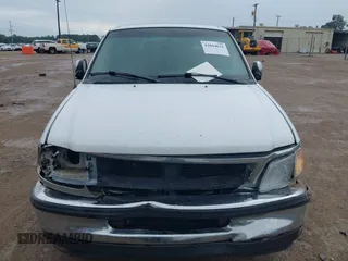 1998 Ford F-150 z VIN 1FTZX176XWNA40696, wystawiony jako IAAI lot #42064621 z przebiegiem 93 452 mil mil oraz . Historia ofert i sprzedaży dostępna na DreamBid. Obrazek 6.