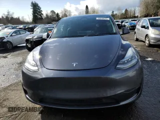2021 Tesla Model Y Long Range with VIN 5YJYGAEE4MF200914, listed as a Copart auction lot 46946845 with 116,370 mi miles and Salvage Title. Bid and sale history available at DreamBid. Image 5.
