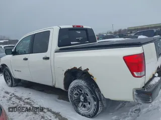 2005 Nissan Titan SE with VIN 1N6BA07B35N544612, listed as a IAAI auction lot 41352089 with 244,908 mi miles and . Bid and sale history available at DreamBid. Image 14.