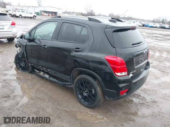 2022 Chevrolet Trax LT with VIN KL7CJPSM5NB525079, listed as a IAAI auction lot 41835898 with 45,432 mi miles and . Bid and sale history available at carsss.com. Image 3.